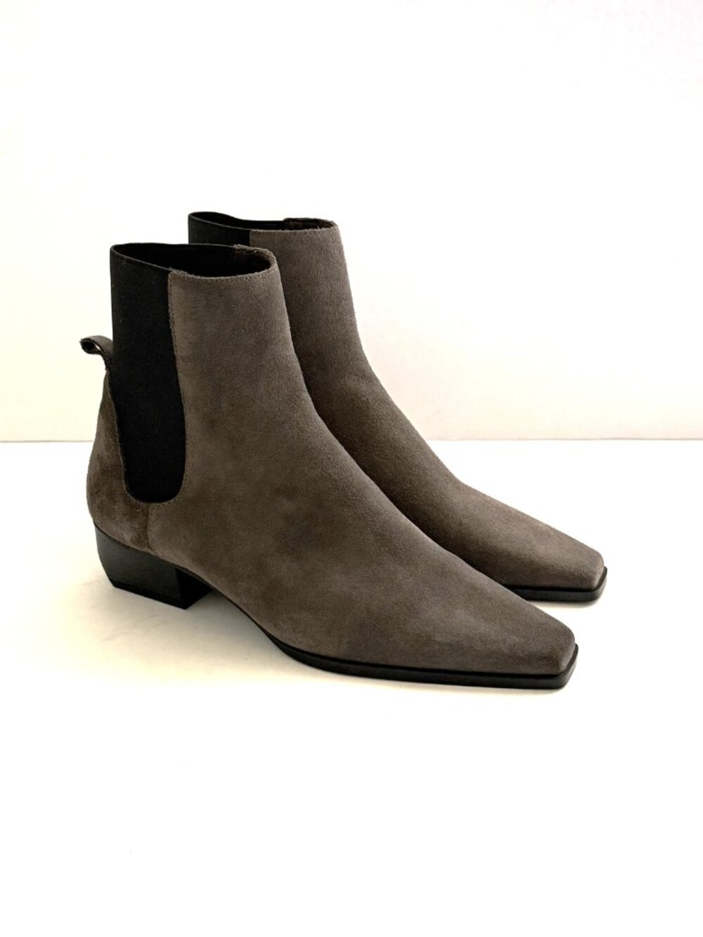 MNG Womens Suede Chelsea Boots 38 (7.5) Gray Slip On Ankle Preppy